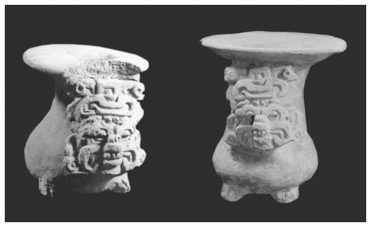 Image: 8.12. Bipod effigy vases from Tombs 3 and 6 with the same moldmade Cociyo face